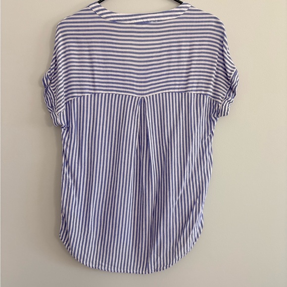 beachlunchlounge Blue and White Striped Blouse - Picture 5 of 5